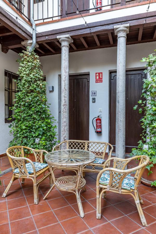 Adanar-Las Columnas Granada Kültér fotó