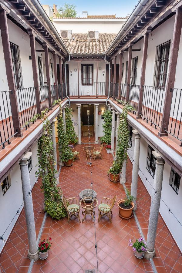 Adanar-Las Columnas Granada Kültér fotó