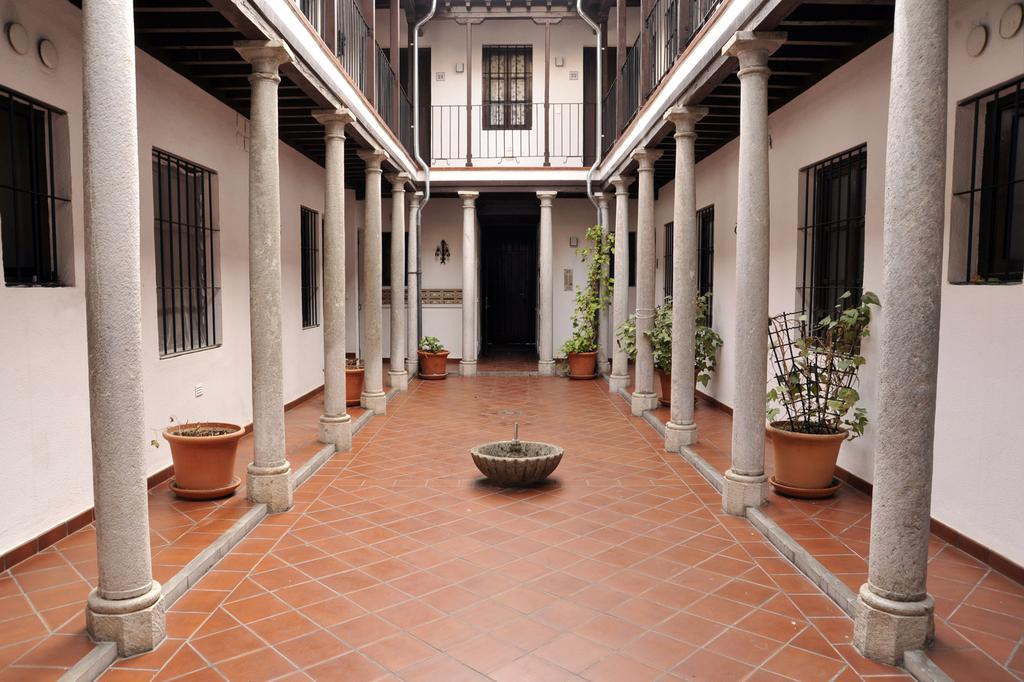 Adanar-Las Columnas Granada Kültér fotó